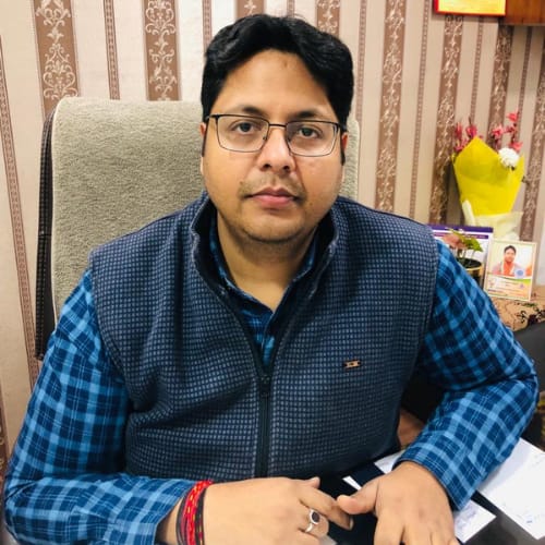 Dr. Raghav Singhal 